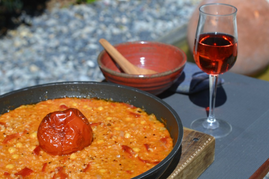 Arroz y quinoa con tomate asado
